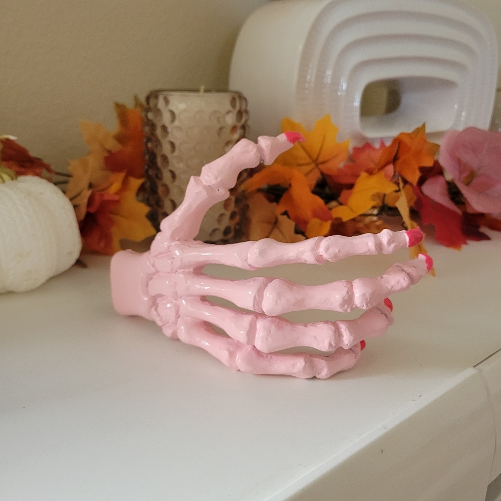 Skeleton hand Decor